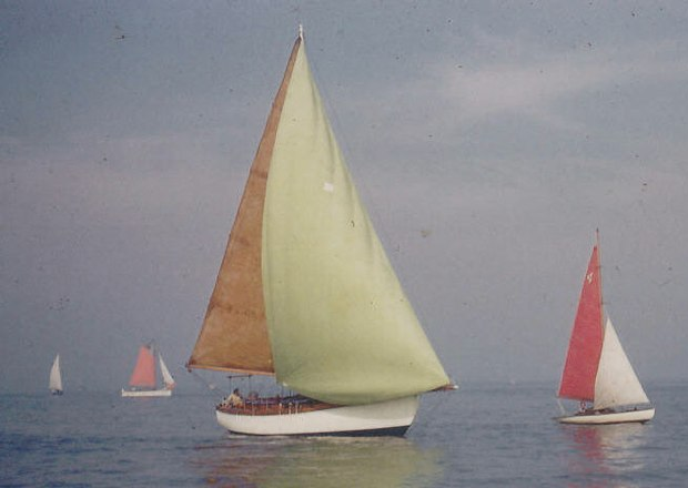Tramontana racing off Penarth, 1959